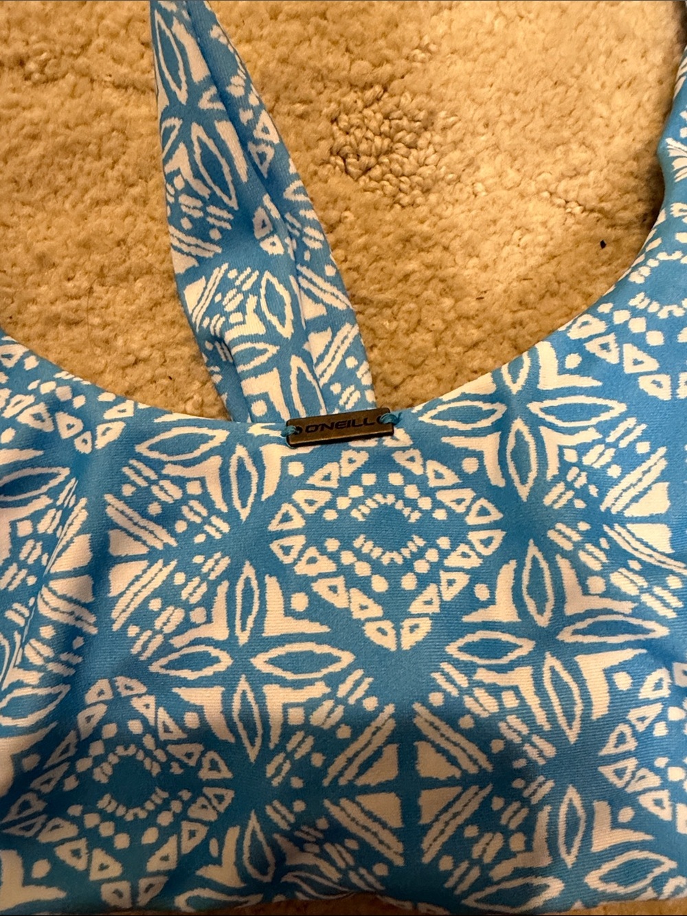 New without Tags O’Niell Super Soft Light Blue Patterned Tie-Front Bikini Top XL - Picture 3 of 3